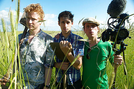 layout image (to proper size of the container)