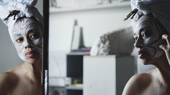 layout image (to proper size of the container)