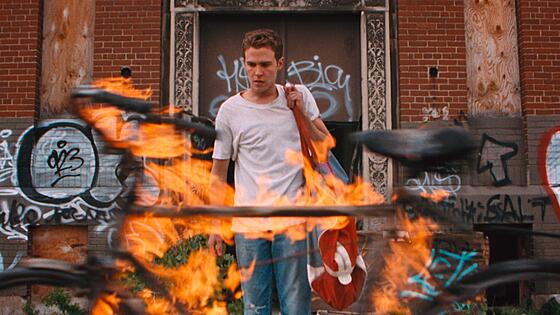 layout image (to proper size of the container)