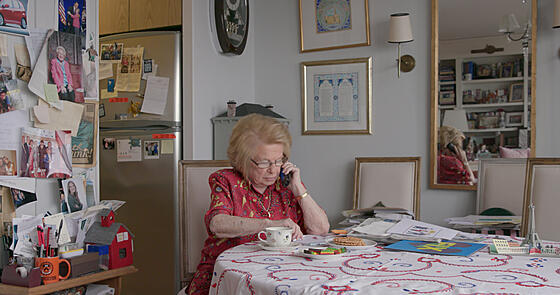 layout image (to proper size of the container)