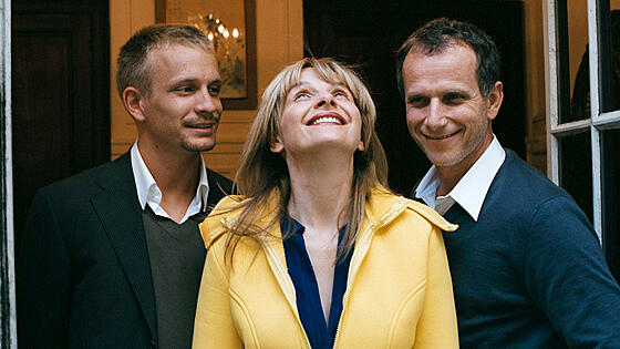 layout image (to proper size of the container)