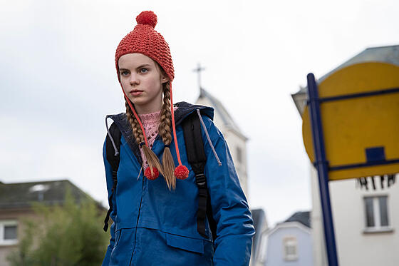 layout image (to proper size of the container)