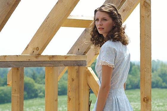 layout image (to proper size of the container)