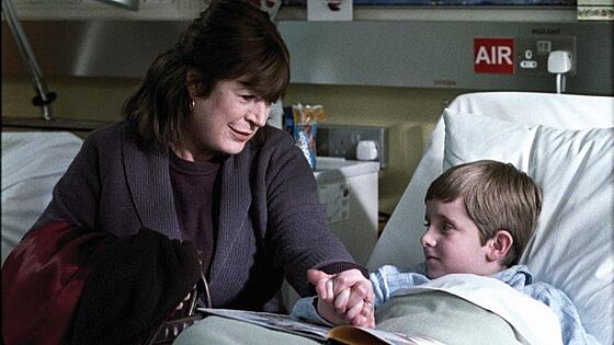 layout image (to proper size of the container)