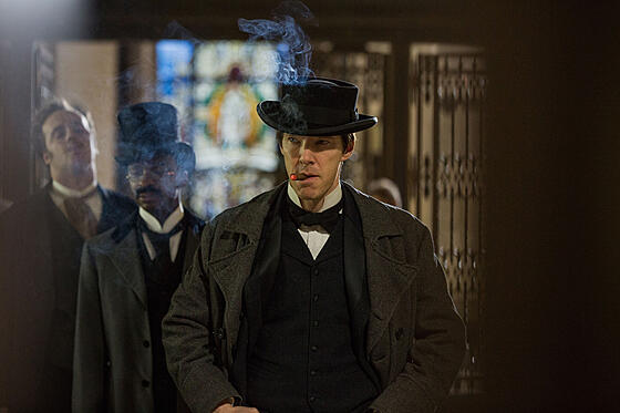 layout image (to proper size of the container)