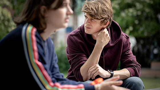 layout image (to proper size of the container)