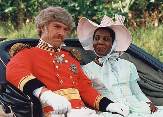 layout image (to proper size of the container)