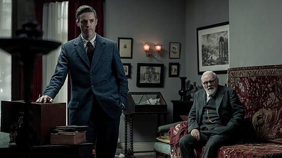 layout image (to proper size of the container)