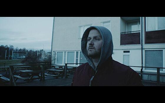 layout image (to proper size of the container)