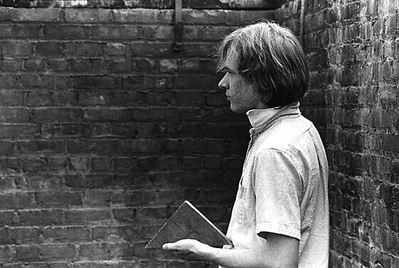 layout image (to proper size of the container)