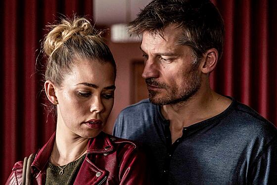 layout image (to proper size of the container)