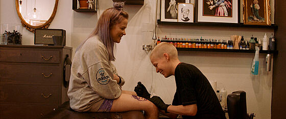 layout image (to proper size of the container)