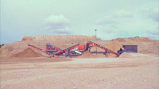 layout image (to proper size of the container)