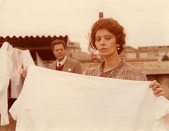 layout image (to proper size of the container)