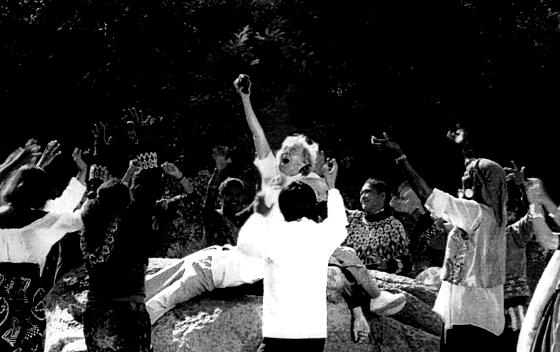 layout image (to proper size of the container)