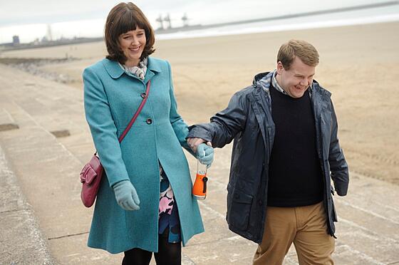 layout image (to proper size of the container)