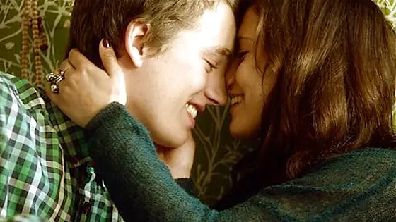 layout image (to proper size of the container)