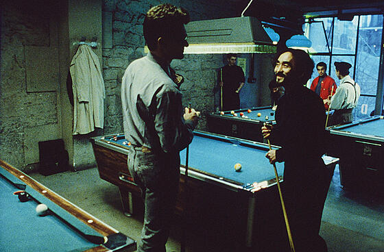 layout image (to proper size of the container)