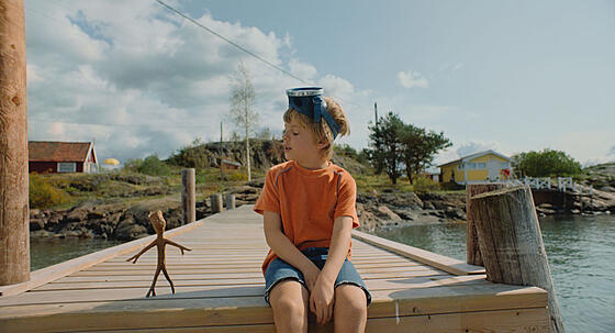 layout image (to proper size of the container)