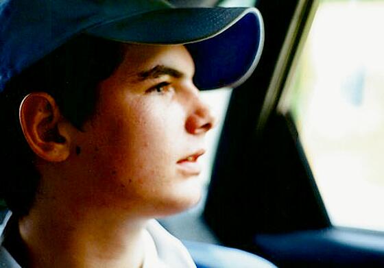 layout image (to proper size of the container)