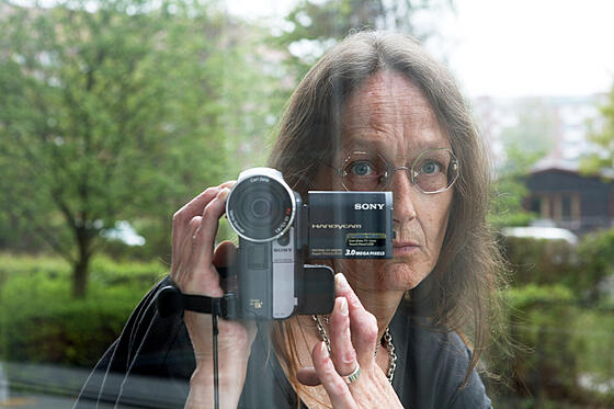 layout image (to proper size of the container)