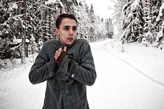 layout image (to proper size of the container)