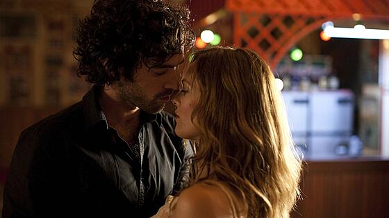 layout image (to proper size of the container)