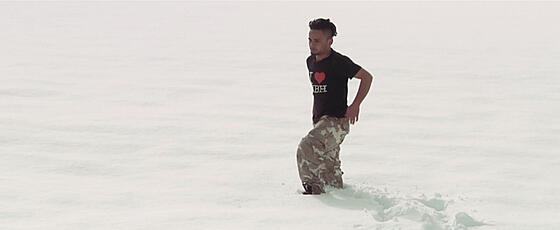 layout image (to proper size of the container)