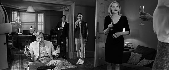 layout image (to proper size of the container)