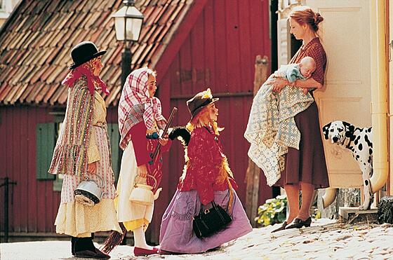 layout image (to proper size of the container)