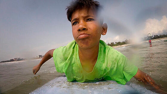 layout image (to proper size of the container)