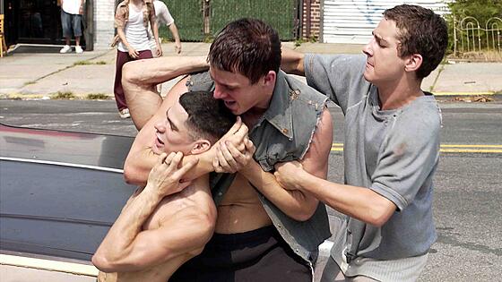 layout image (to proper size of the container)