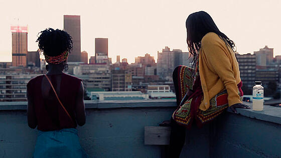 layout image (to proper size of the container)