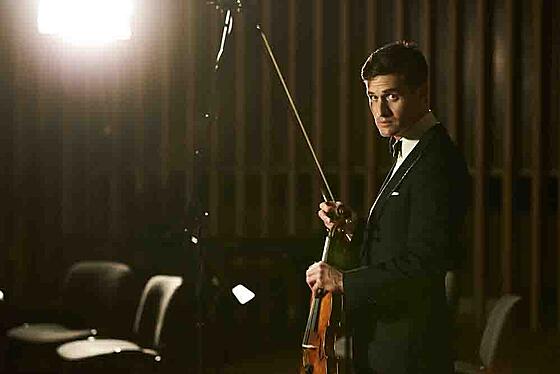 layout image (to proper size of the container)