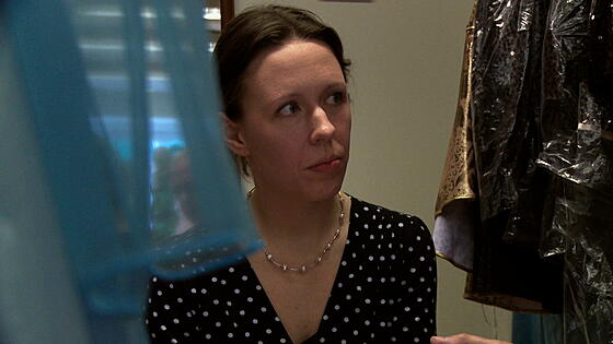 layout image (to proper size of the container)