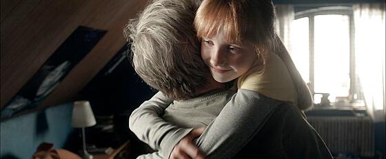 layout image (to proper size of the container)