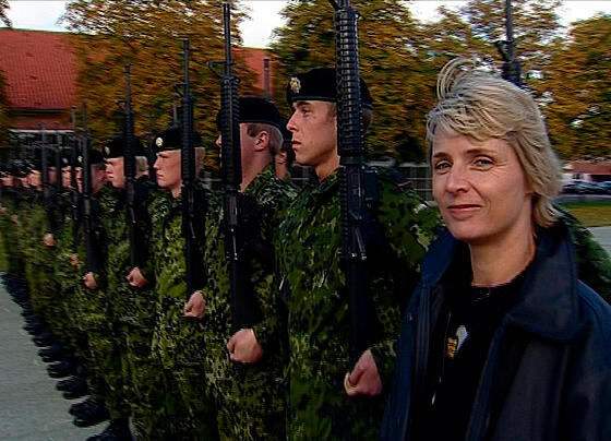 layout image (to proper size of the container)