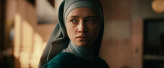 layout image (to proper size of the container)