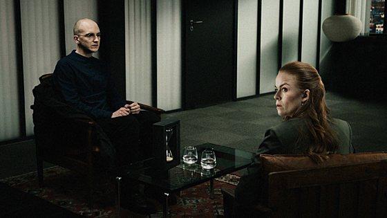 layout image (to proper size of the container)