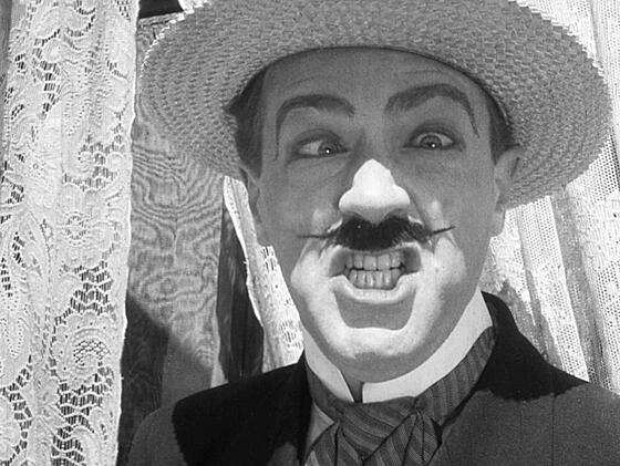 layout image (to proper size of the container)