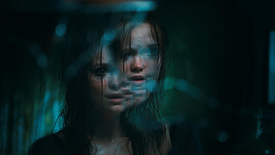 layout image (to proper size of the container)